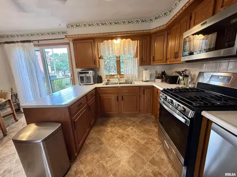 Kitchen - 208 S 2nd St, Cuba, IL 61427 photo 2 of 5