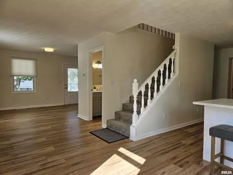 Entry Way - 10431 W Prince Valiant Ct, Mapleton, IL 61547 photo 1 of 3