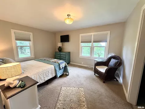 Bedroom - 324 E Ash St, Cobden, IL 62920 photo 1 of 4