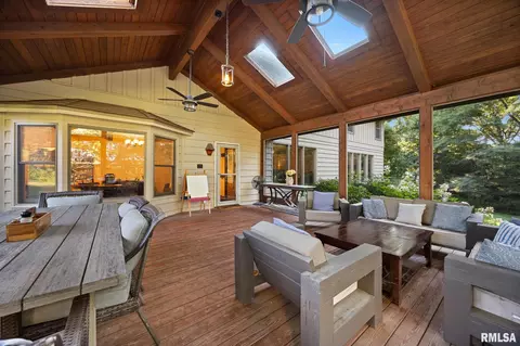 Exterior - 11303 Pauli Rd, Dunlap, IL 61525 photo 5 of 23