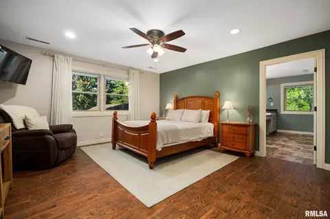 Bedroom - 11303 Pauli Rd, Dunlap, IL 61525 photo 1 of 11