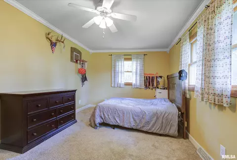 Bedroom - 319 Robin Rd, Macomb, IL 61455 photo 3 of 7