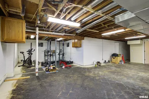 Other - 319 Robin Rd, Macomb, IL 61455 photo 4 of 6
