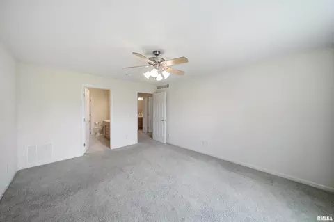 2931 E Raab Rd, Normal, IL 61761 photo 23
