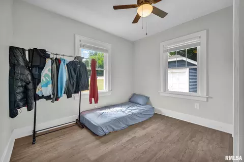 Bedroom - 903 E Behrends Ave, Peoria, IL 61603 photo 3 of 3