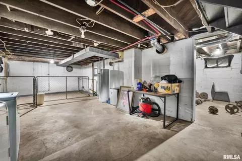 Other - 903 E Behrends Ave, Peoria, IL 61603 photo 5 of 8