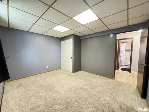 Bedroom - 4441 W Castleton Rd, Peoria, IL 61615 photo 4 of 5