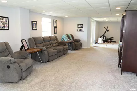 Living - 1211 Kramer Rd, Avon, IL 61415 photo 2 of 3