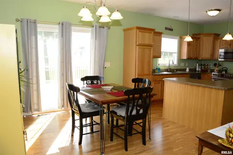 Dining - 1211 Kramer Rd, Avon, IL 61415 photo 1 of 1