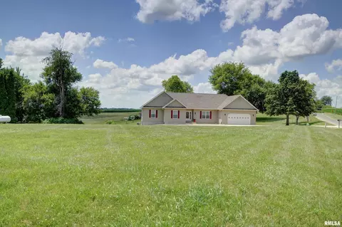 Exterior - 1211 Kramer Rd, Avon, IL 61415 photo 10 of 11