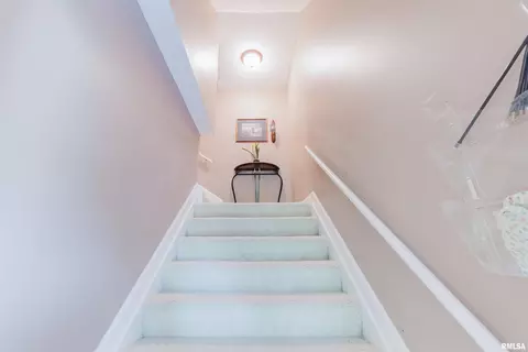 Entry Way - 15063 Baker Dr, Marion, IL 62959 photo 3 of 5