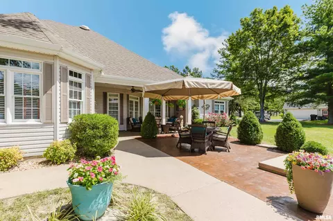 Exterior - 15063 Baker Dr, Marion, IL 62959 photo 9 of 16