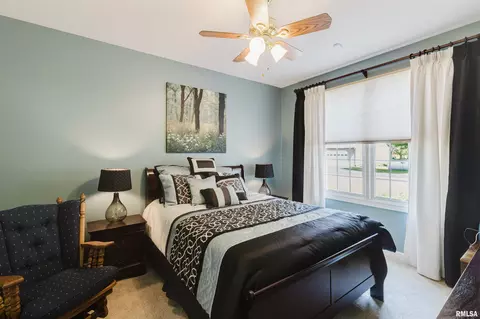 Bedroom - 15063 Baker Dr, Marion, IL 62959 photo 5 of 7