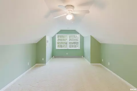 Bedroom - 15063 Baker Dr, Marion, IL 62959 photo 6 of 7