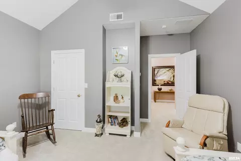 Entry Way - 15063 Baker Dr, Marion, IL 62959 photo 2 of 5