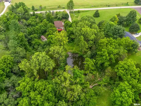 View/Area - 326 Grebner Rd, Metamora, IL 61548 photo 2 of 3