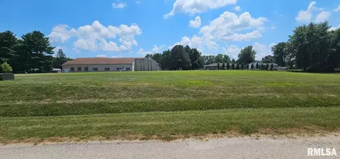 108 Cottonwood Ct, Williamsfield, IL 61489