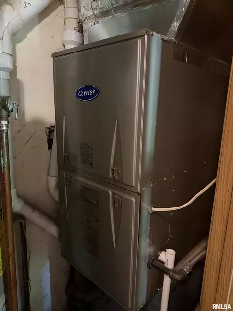 Other - 918 E Oak St, Macomb, IL 61455 photo 3 of 3