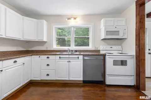 Kitchen - 320 N 30th St, Herrin, IL 62948 photo 1 of 2