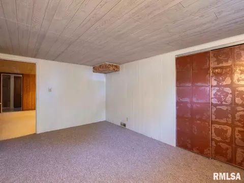 Bedroom - 6322 E Beach Dr, Chillicothe, IL 61523 photo 7 of 8