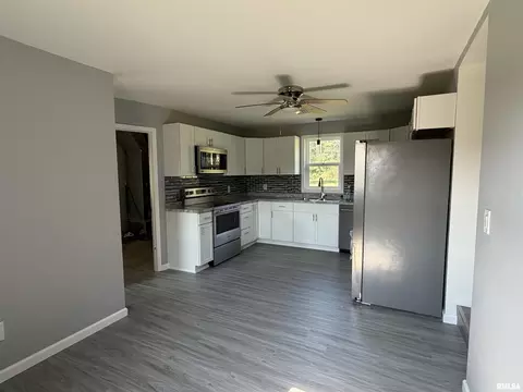 803 Oak Street Ave, Macomb, IL 61455 photo 9