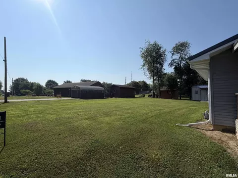 803 Oak Street Ave, Macomb, IL 61455 photo 24