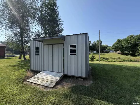 803 Oak Street Ave, Macomb, IL 61455 photo 20