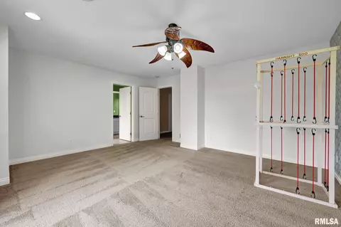 Bedroom - 576 Pheasant Trl, Metamora, IL 61548 photo 9 of 10
