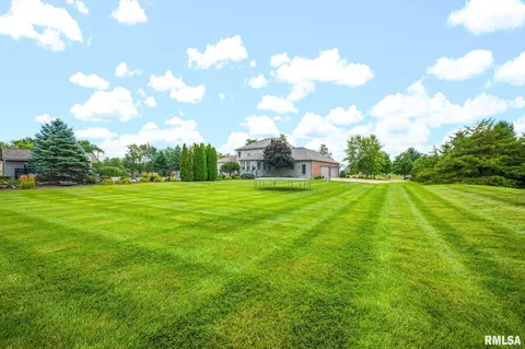Exterior - 576 Pheasant Trl, Metamora, IL 61548 photo 6 of 22