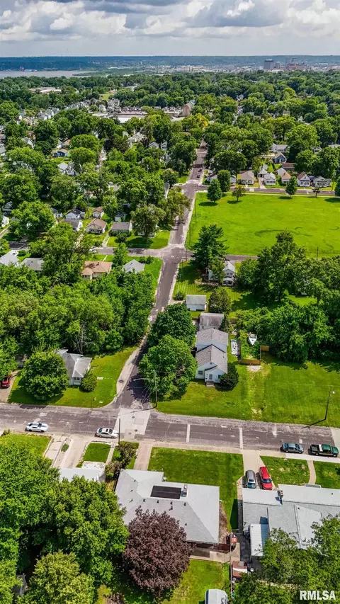 View/Area - 609 E Willcox Ave, Peoria, IL 61603 photo 2 of 2