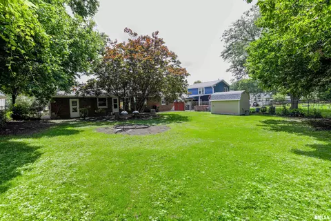 Exterior - 609 E Willcox Ave, Peoria, IL 61603 photo 7 of 10