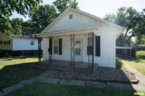 Other - 208 N 9th St, Herrin, IL 62948 photo 2 of 4