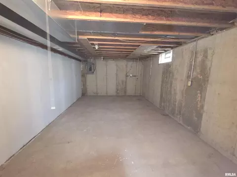Other - 511 West St, Peru, IL 61354 photo 2 of 5