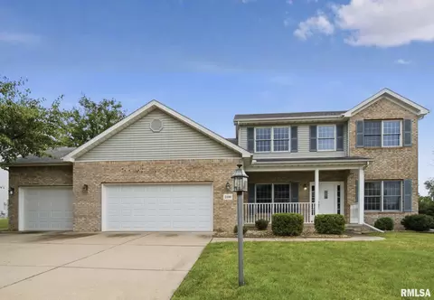 2400 W Murphy Dr, Dunlap, IL 61525