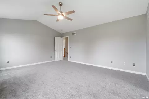 Bedroom - 2400 W Murphy Dr, Dunlap, IL 61525 photo 2 of 6