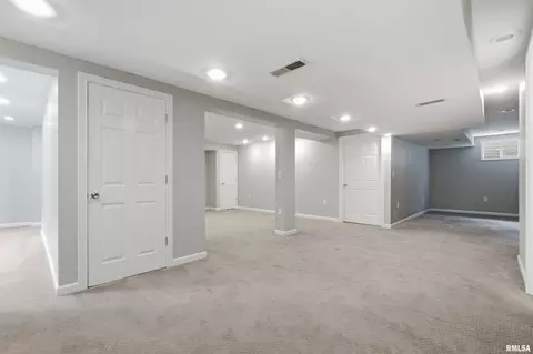 Other - 2400 W Murphy Dr, Dunlap, IL 61525 photo 6 of 7