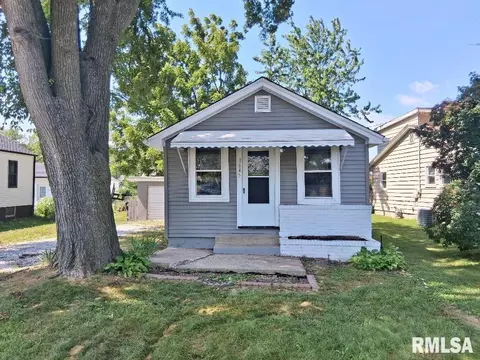 3645 N Finnell Ave, Peoria, IL 61604