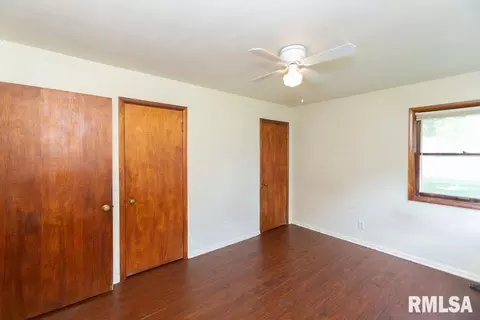 Bedroom - 205 White St, Congerville, IL 61729 photo 4 of 5