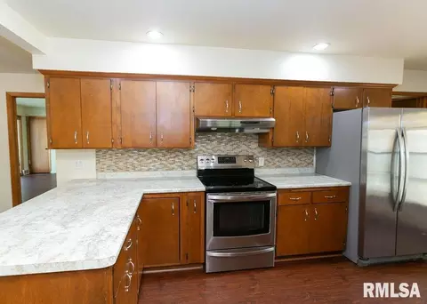 Kitchen - 205 White St, Congerville, IL 61729 photo 1 of 1