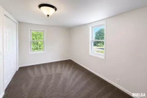 Bedroom - 204 E Pine St, Dunlap, IL 61525 photo 1 of 4