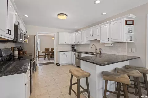 Kitchen - 1704 N Smith Ave, Marion, IL 62959 photo 1 of 5
