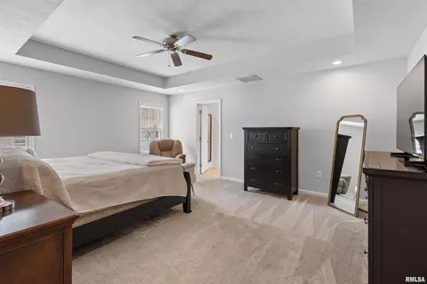 Bedroom - 1704 N Smith Ave, Marion, IL 62959 photo 2 of 8