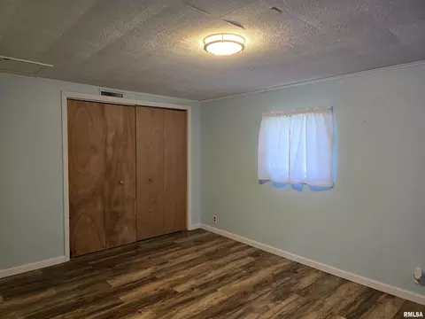 Bedroom - 610 3rd Ave, Canton, IL 61520 photo 2 of 11