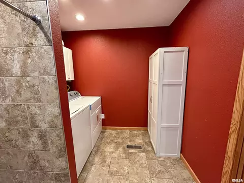 Other - 210 E 19th Street C, Metropolis, IL 62960 photo 5 of 6