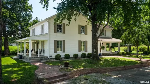 1319 Union Hill Hl, Carbondale, IL 62901