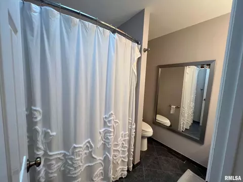 Bath - 109 Kurlene Dr, Macomb, IL 61455 photo 5 of 5