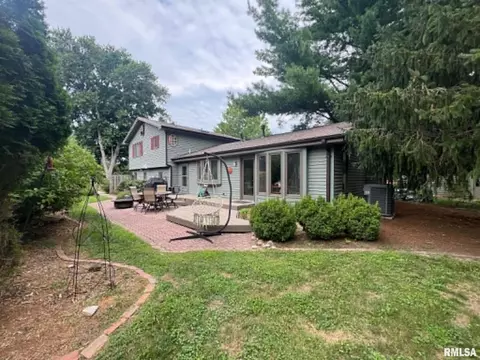 Exterior - 109 Kurlene Dr, Macomb, IL 61455 photo 1 of 8