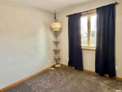 Bedroom - 1215 E Chestnut St, Canton, IL 61520 photo 1 of 3