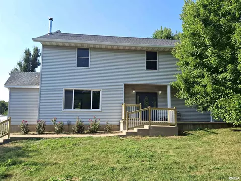 16221 W Sommerfield Rd, Trivoli, IL 61569