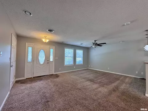 Entry Way - 106 Holden Ter, Macomb, IL 61455 photo 1 of 2